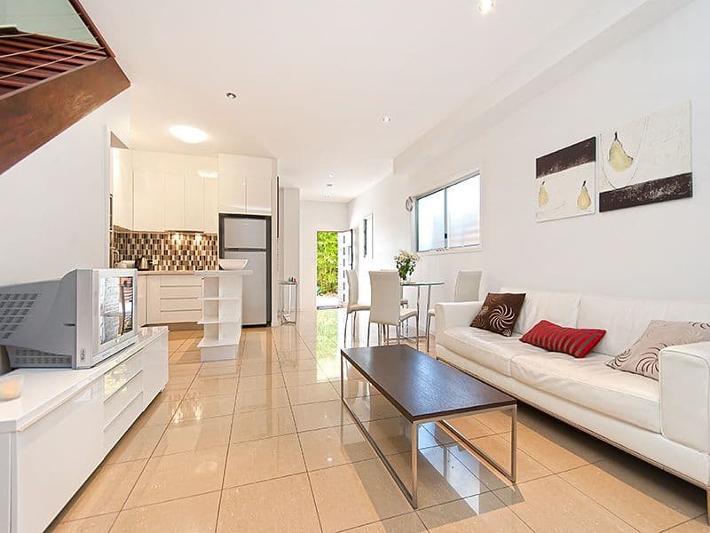 4 Amery Street, MOOROOKA QLD 4105, Moorooka - Image 1