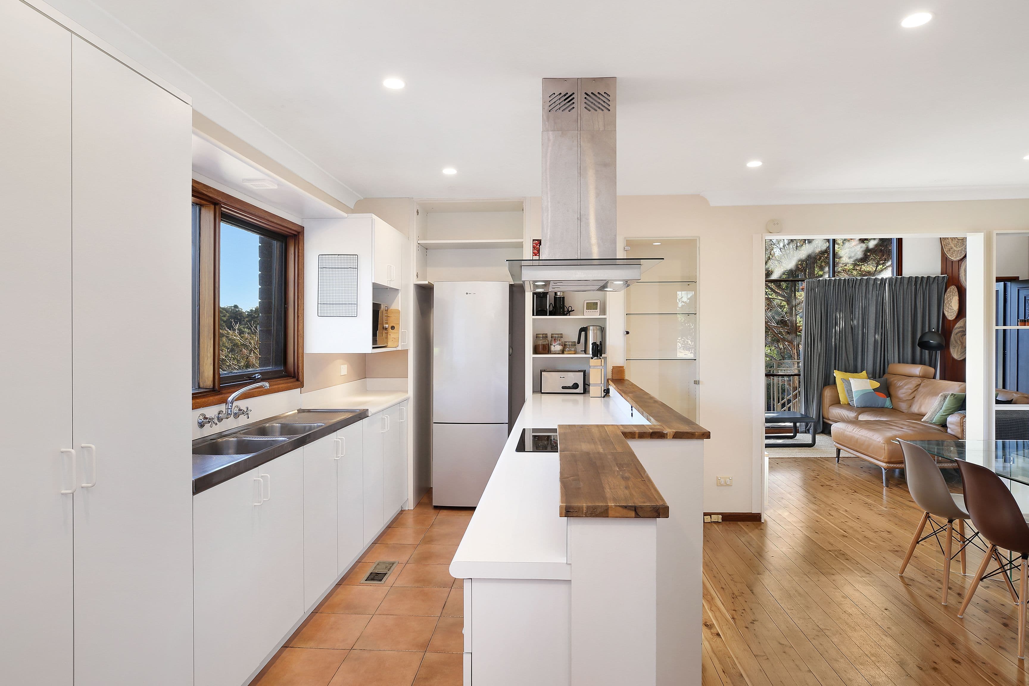 8 Bulimba Avenue, Kareela - Thumbnail 2