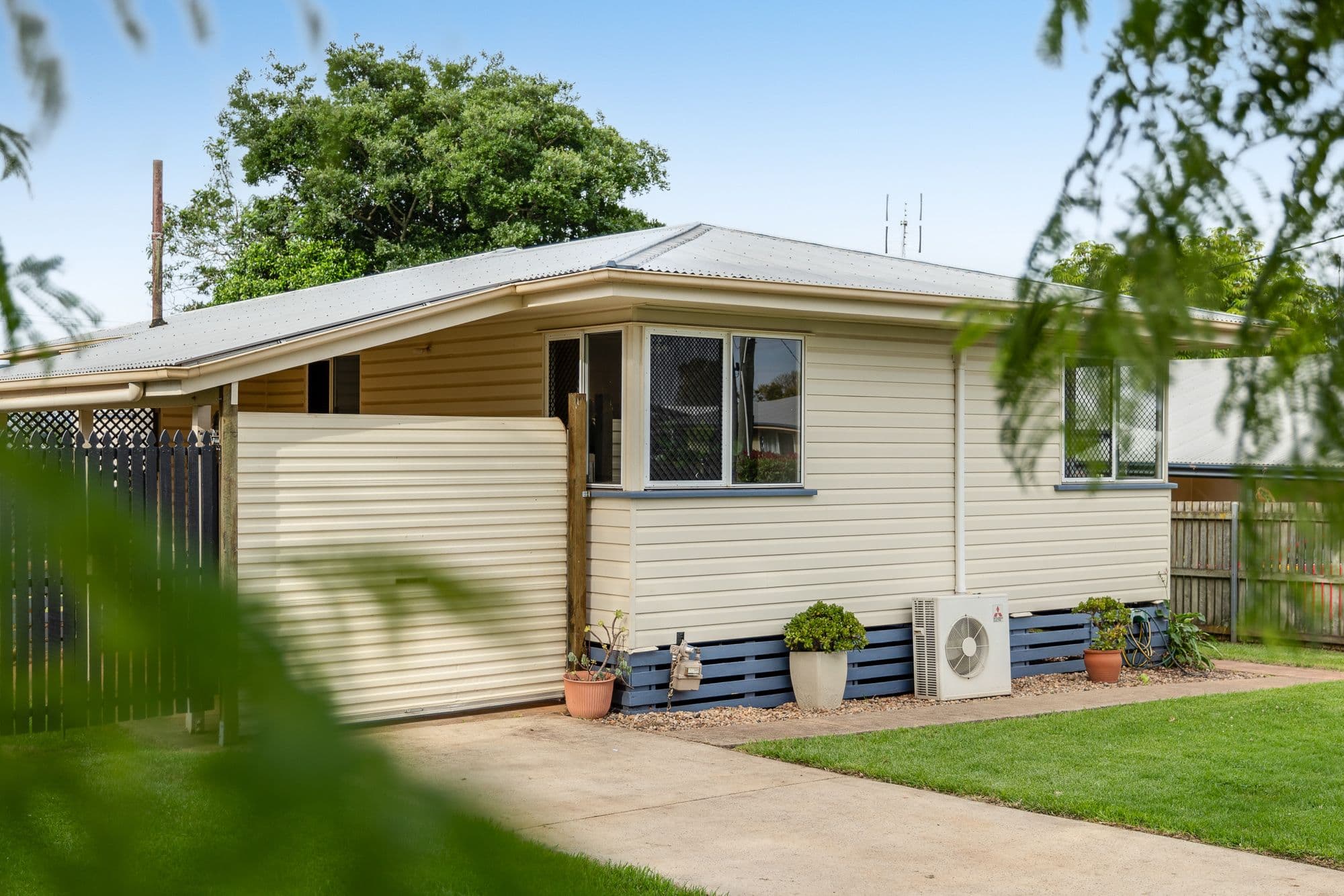 4 Mcmahon Crescent, Newtown QLD 4350, Newtown - Thumbnail 2