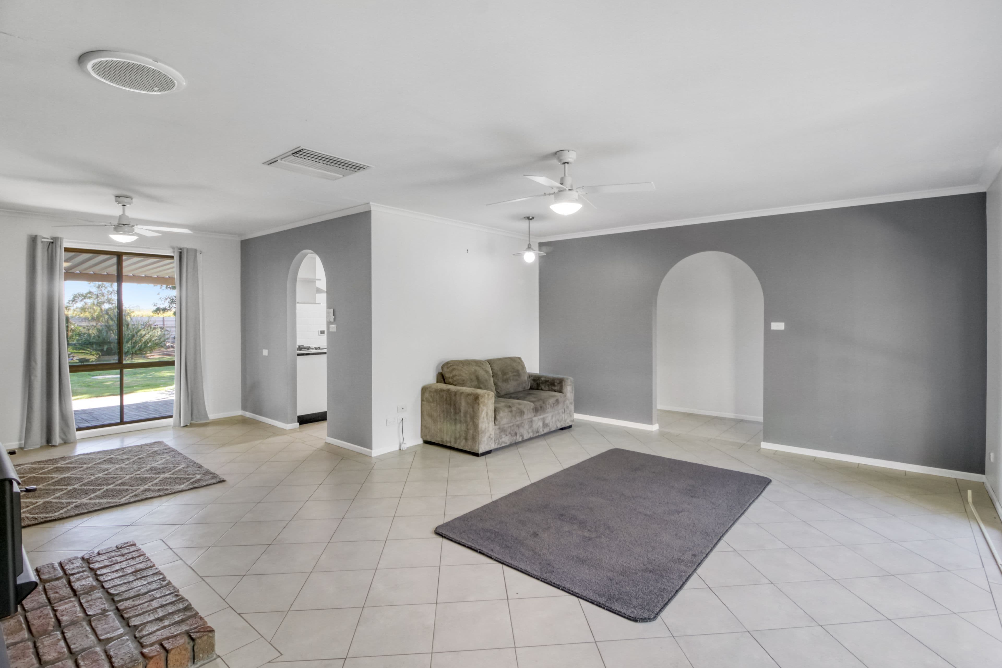 41 Goolwa Street, Renmark SA 5341, Renmark North - Thumbnail 2
