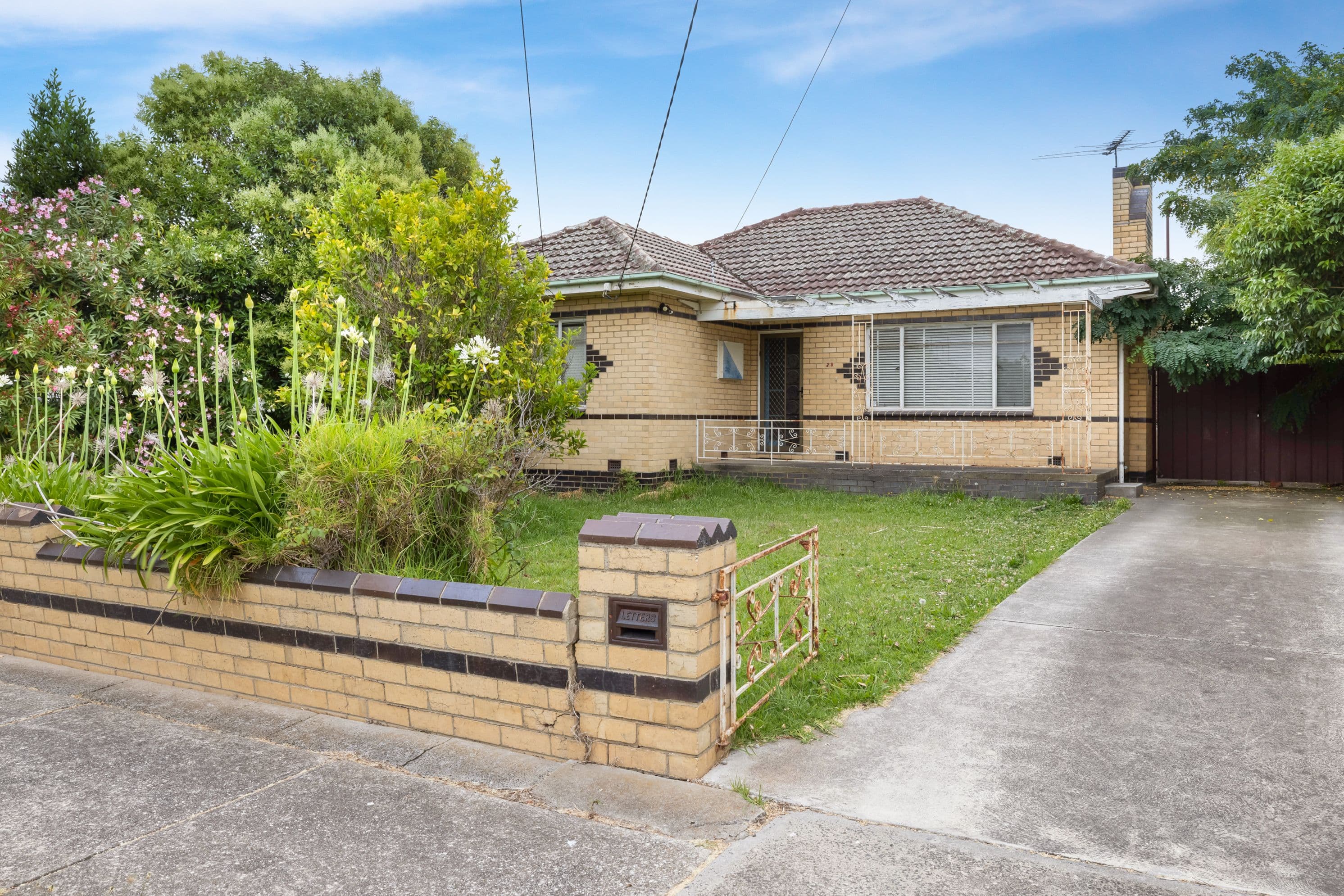 29 Cosmos Street, Glenroy VIC 3046, Glenroy - Thumbnail 2