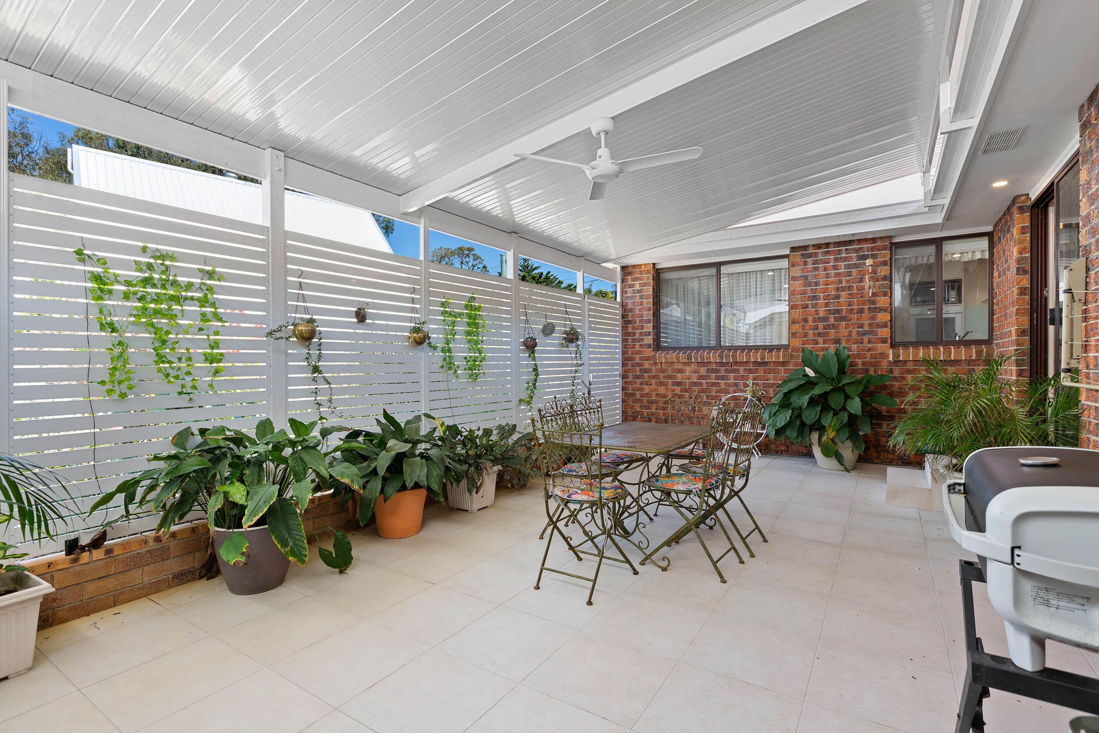 19 Victor Street, Birkdale QLD 4159, Birkdale - Thumbnail 2