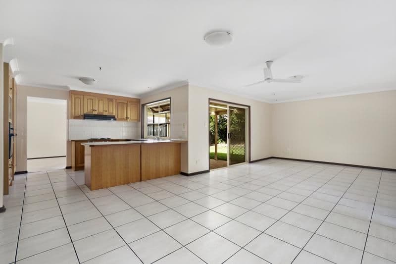 43 Dewsbury Street, MIDDLE PARK QLD 4074, Middle Park - Thumbnail 5