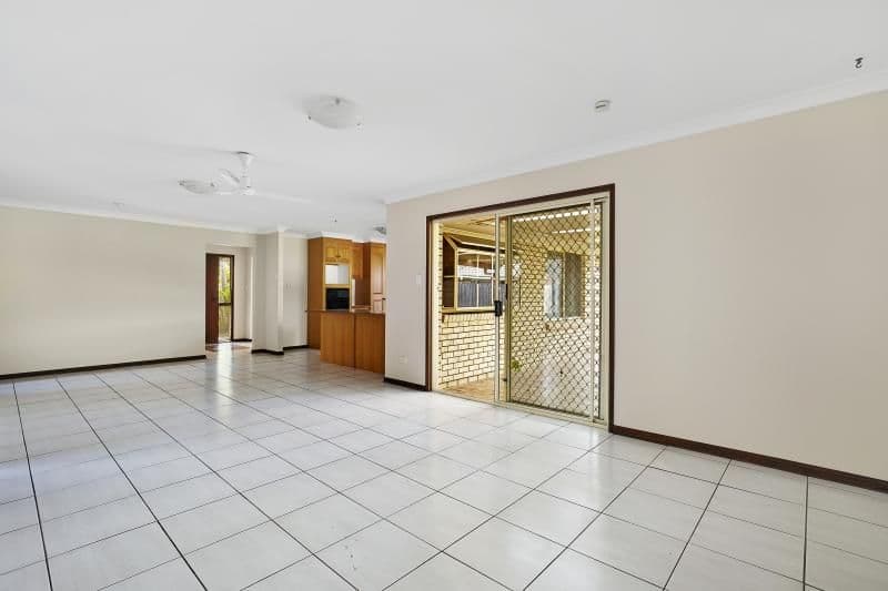 43 Dewsbury Street, MIDDLE PARK QLD 4074, Middle Park - Thumbnail 7