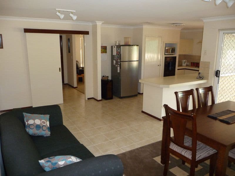 36 Hurd Road, BULLSBROOK WA 6084, Bullsbrook - Thumbnail 5