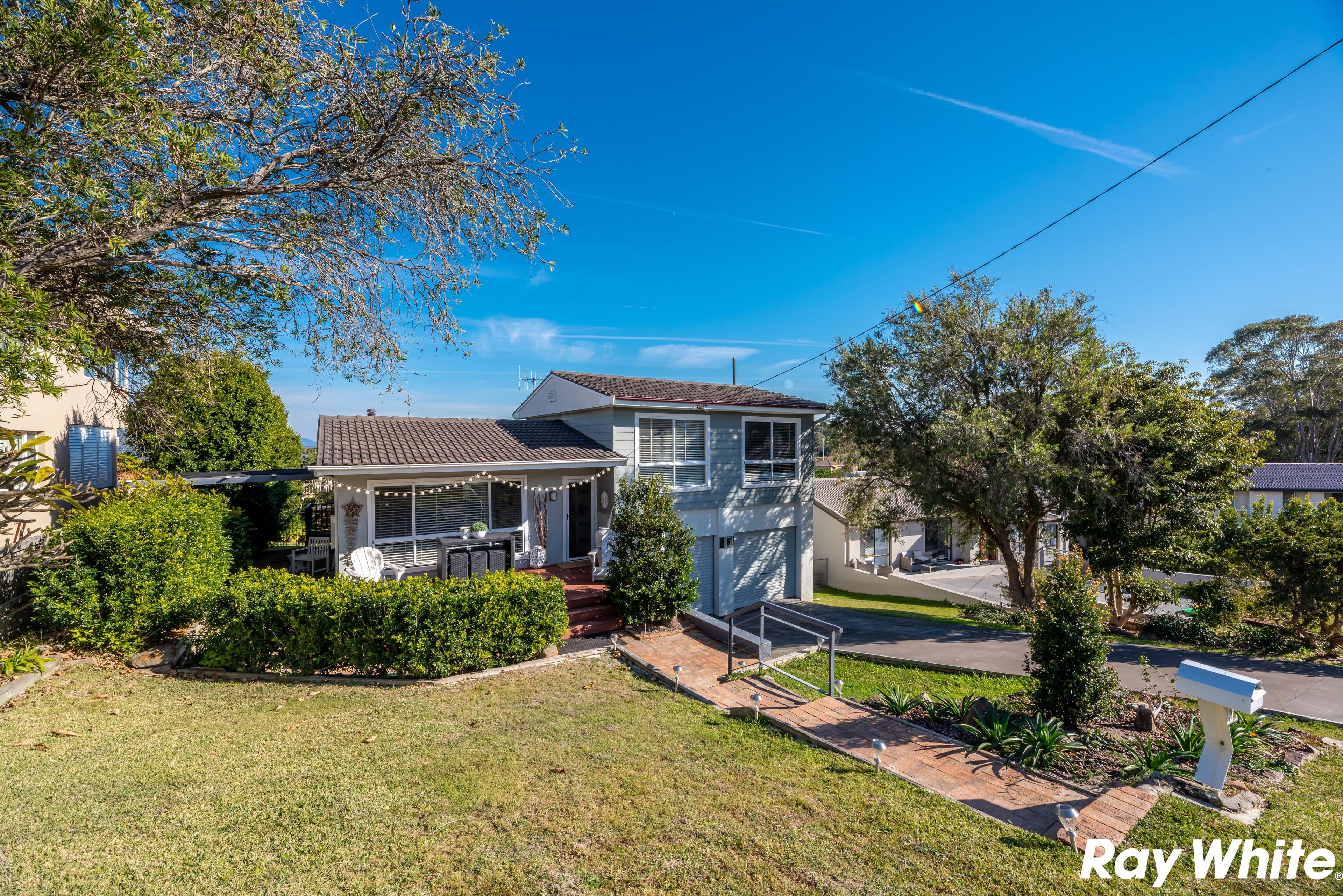 3 Lake Vista Crescent, Forster - Image 1