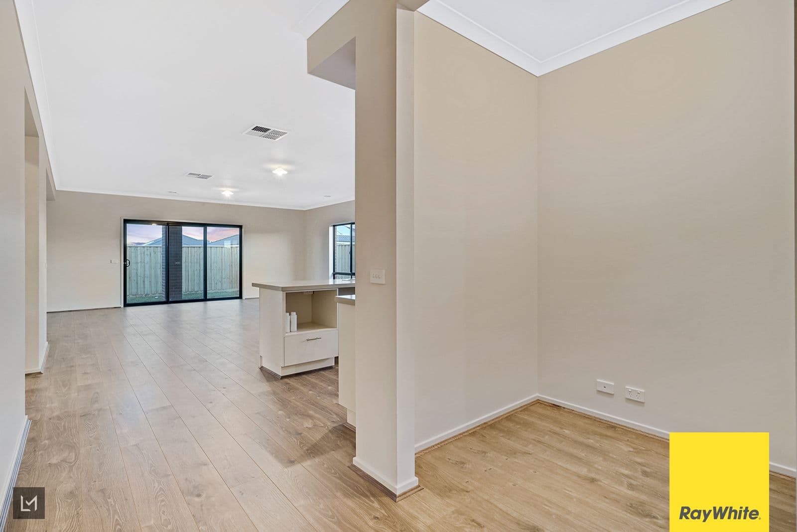 13 Gawler Street, Werribee VIC 3030, Werribee - Thumbnail 4