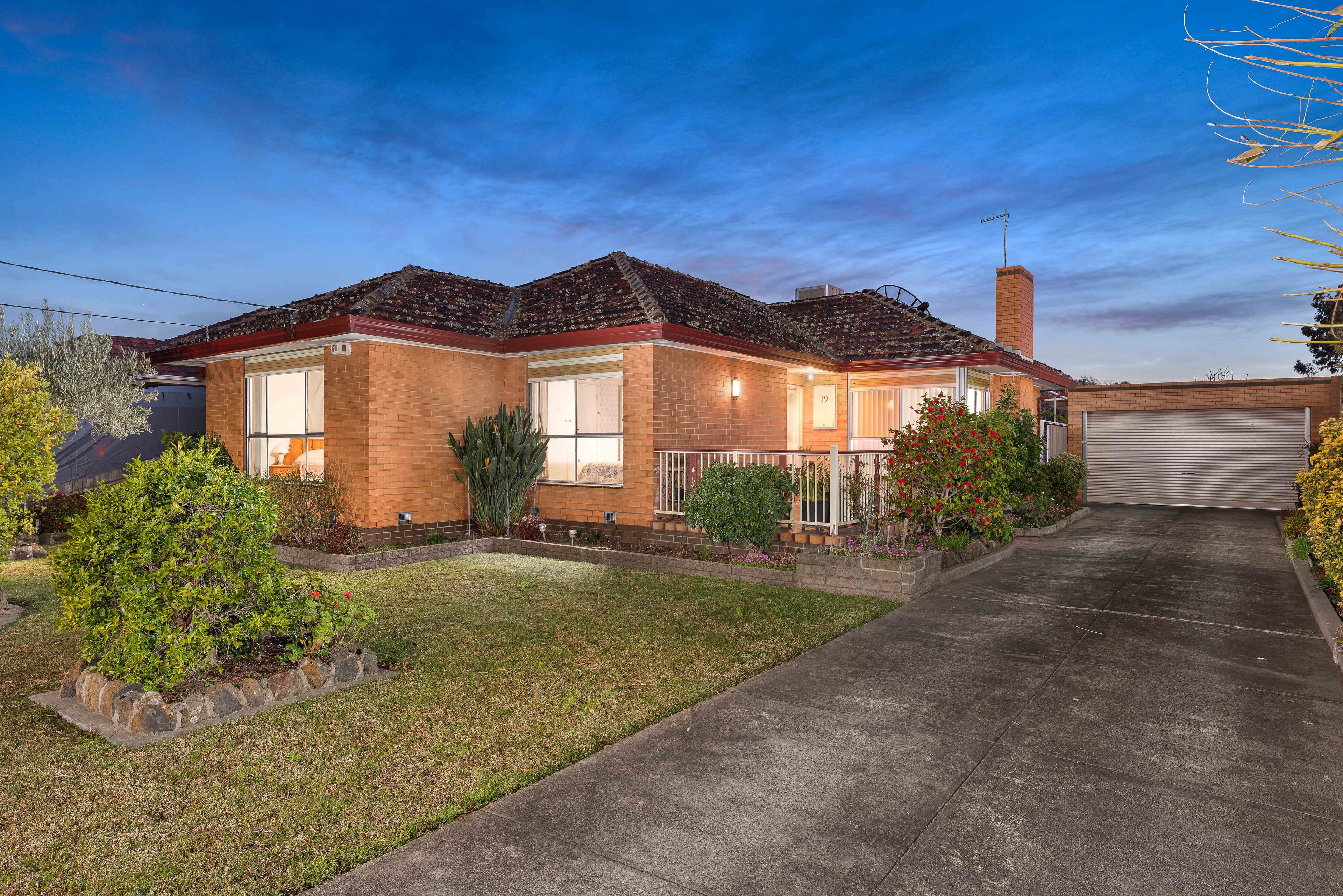 19 Inverness Street, Reservoir VIC 3073, Reservoir - Image 1