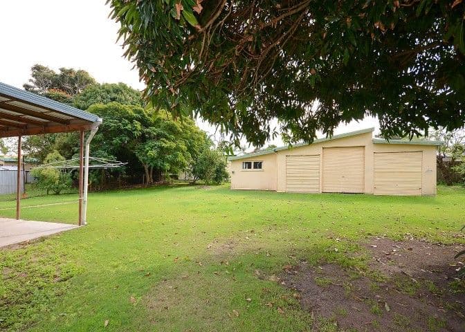 6 Coral Street, URANGAN QLD 4655, Urangan - Thumbnail 2