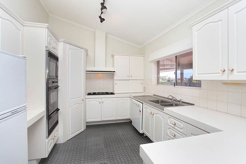 65 Dunstan Street, SOUTH BUNBURY WA 6230, South Bunbury - Thumbnail 2