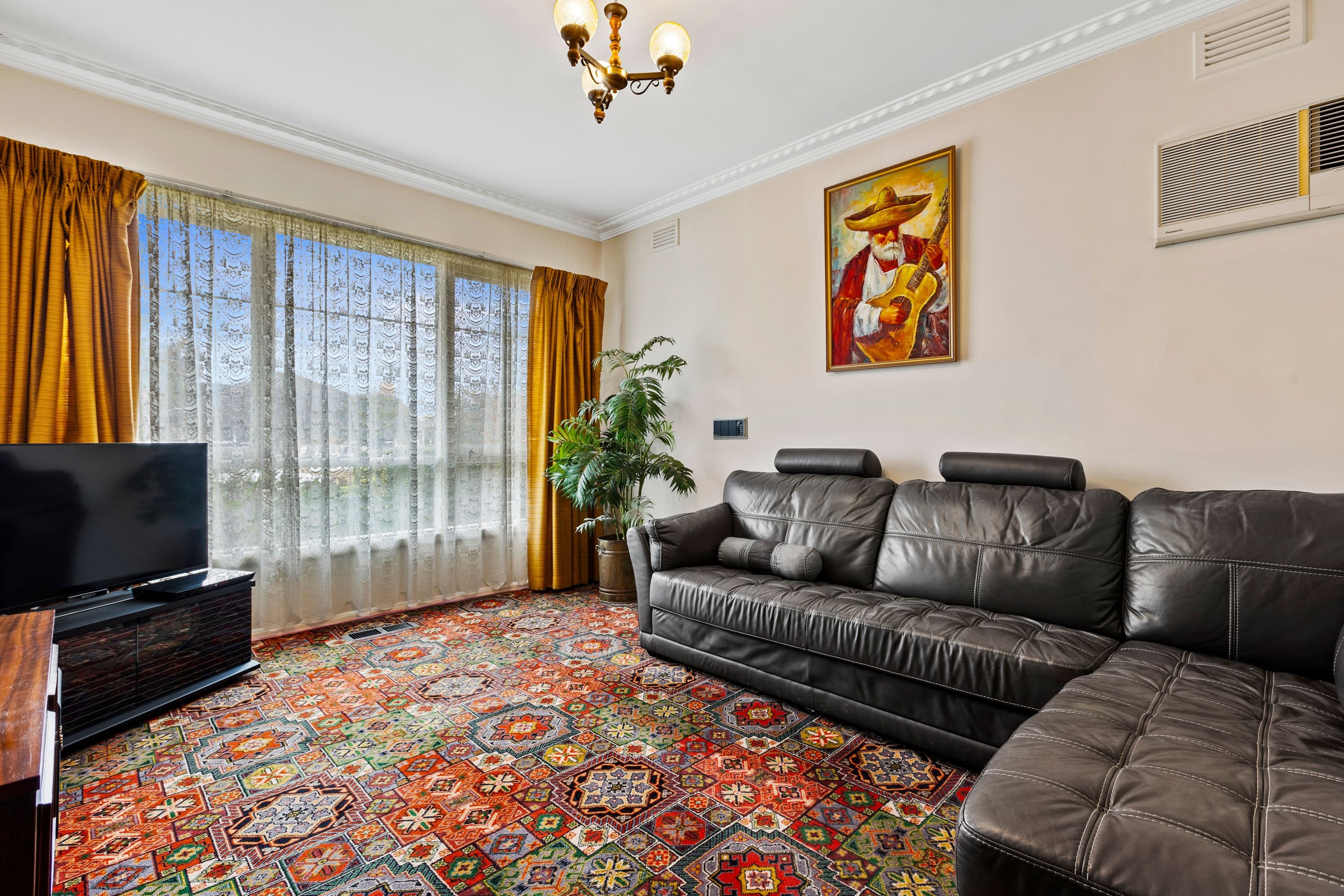 33 Gunther Avenue, Springvale VIC 3171, Springvale - Thumbnail 2