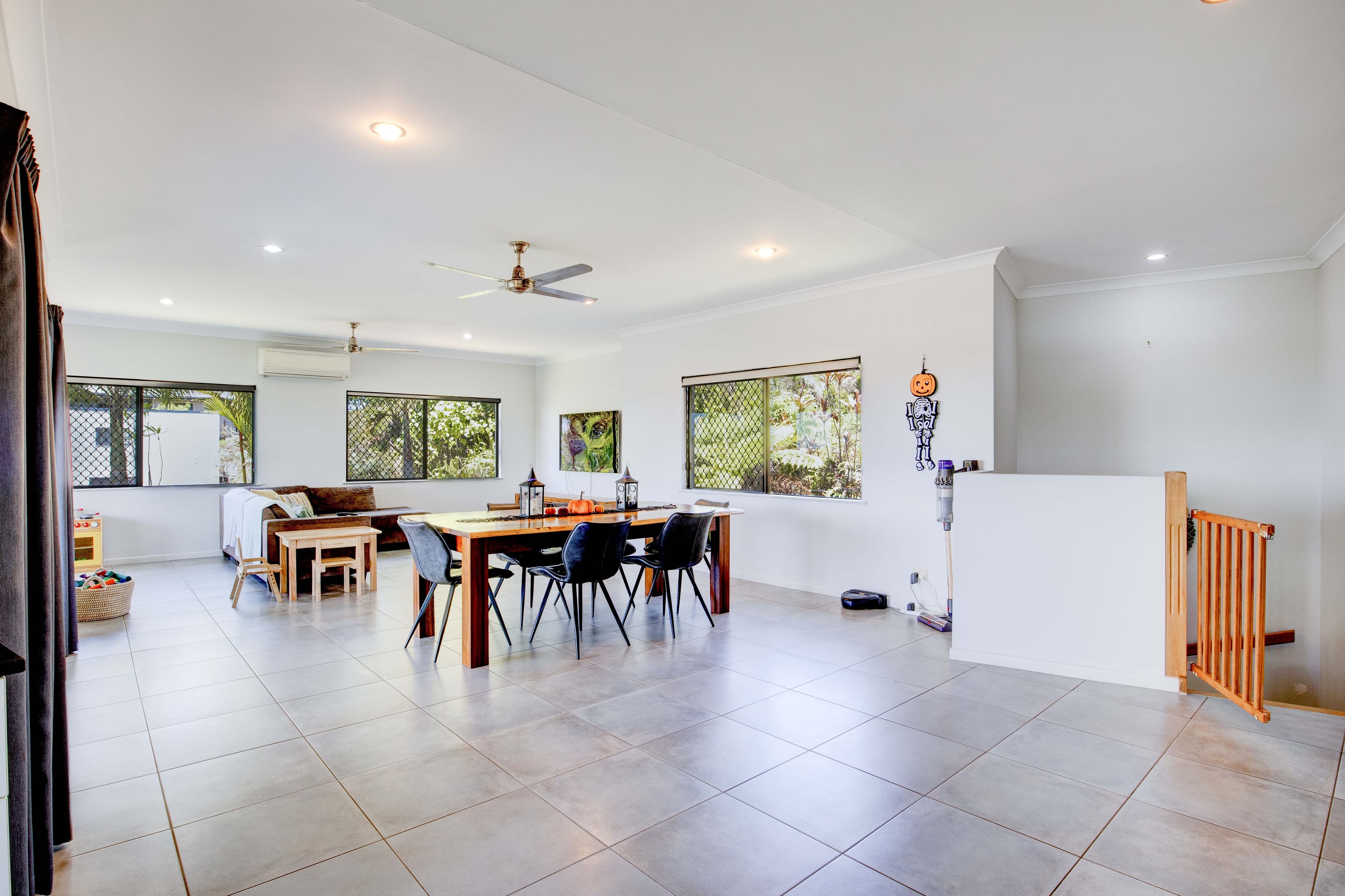 15 RIVERSIDE Terrace, SOUTH MISSION QLD 4852, South Mission - Thumbnail 5