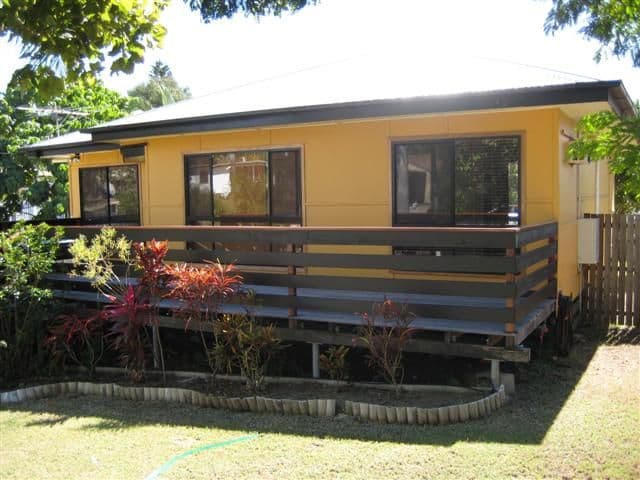 58 Flinders Street, GLADSTONE QLD 4680, West Gladstone - Thumbnail 2