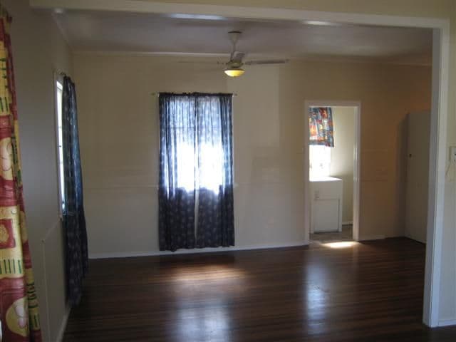 58 Flinders Street, GLADSTONE QLD 4680, West Gladstone - Thumbnail 4