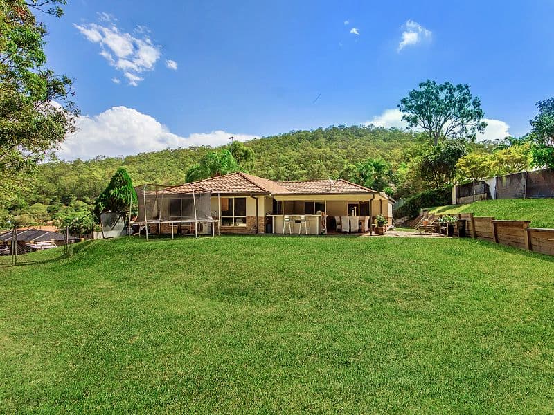 10 Cawley Place, Oxenford QLD 4210, Oxenford - Thumbnail 2