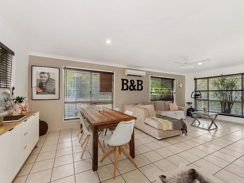 10 Cawley Place, Oxenford QLD 4210, Oxenford - Thumbnail 3