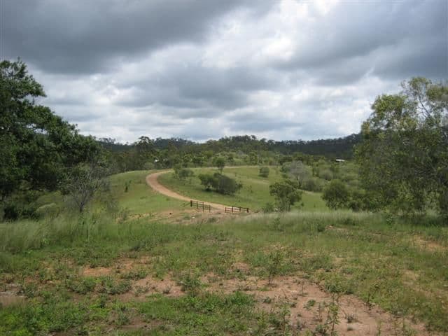 40 Kardum Road, WURDONG HEIGHTS QLD 4680, Wurdong Heights - Thumbnail 2