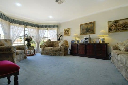 8 Huntingdale Drive, GLENMORE PARK NSW 2745, Glenmore Park - Thumbnail 3