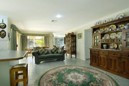 8 Huntingdale Drive, GLENMORE PARK NSW 2745, Glenmore Park - Thumbnail 7