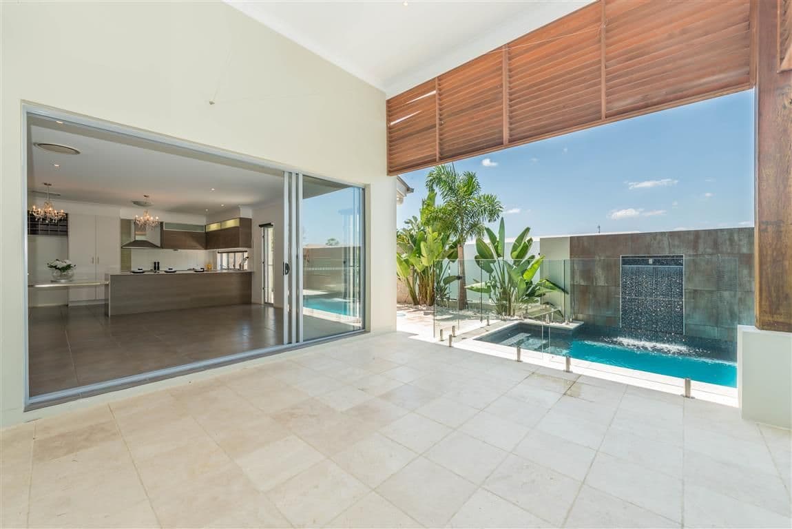 10 Codrington Circuit, Pacific Pines QLD 4211, Pacific Pines - Thumbnail 3