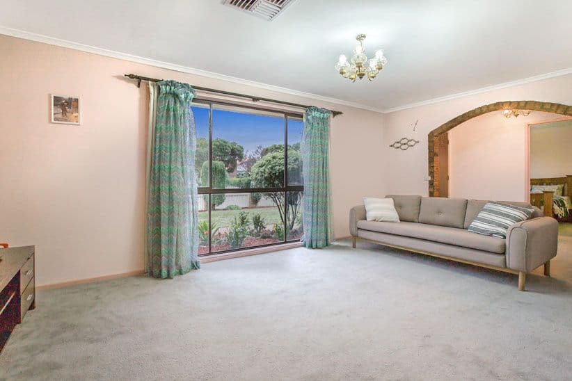 239 Greenhills Road, Bundoora VIC 3083, Bundoora - Thumbnail 2