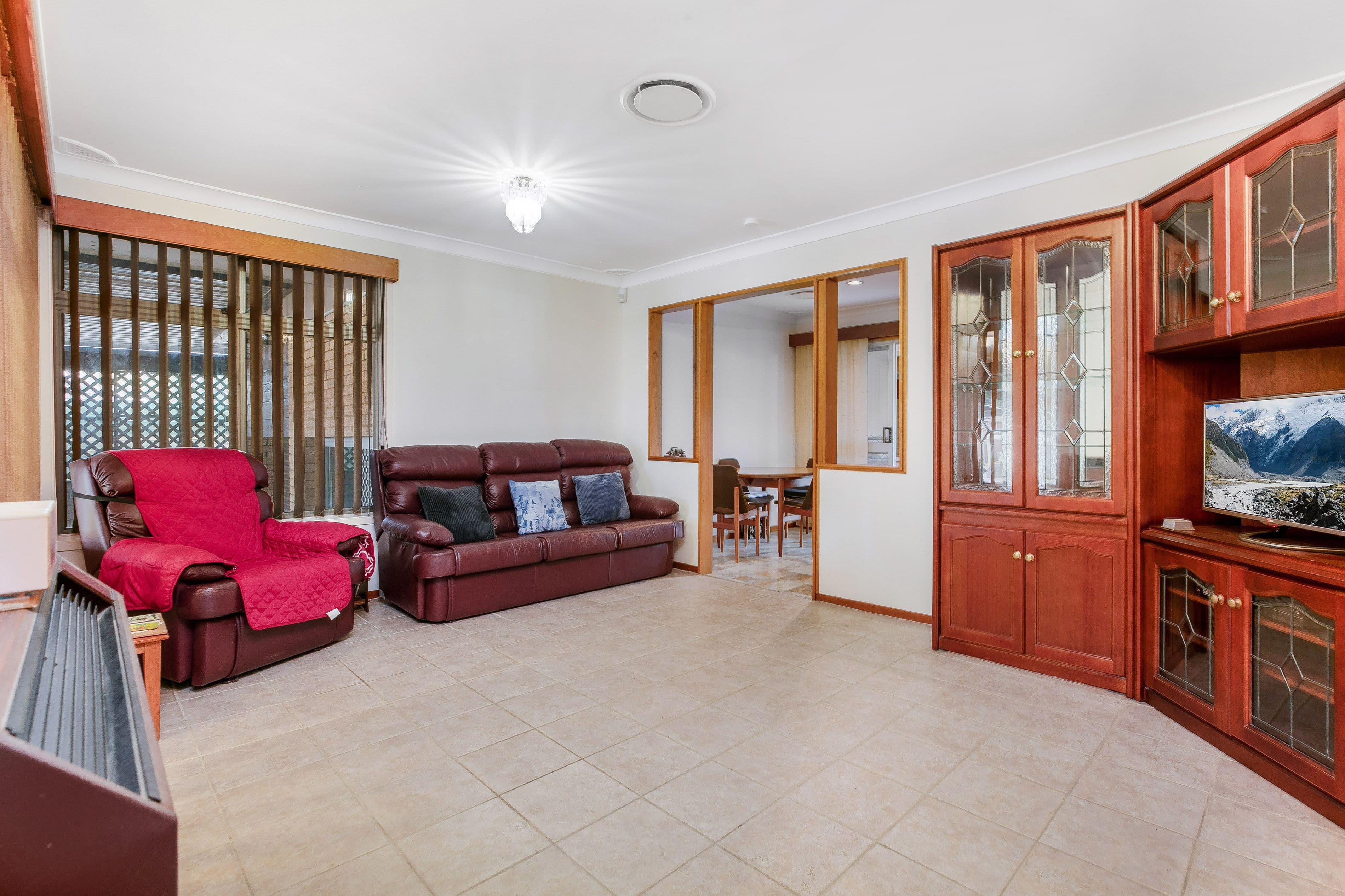 12 Jennings Avenue, Bass Hill NSW 2197, Bass Hill - Thumbnail 2