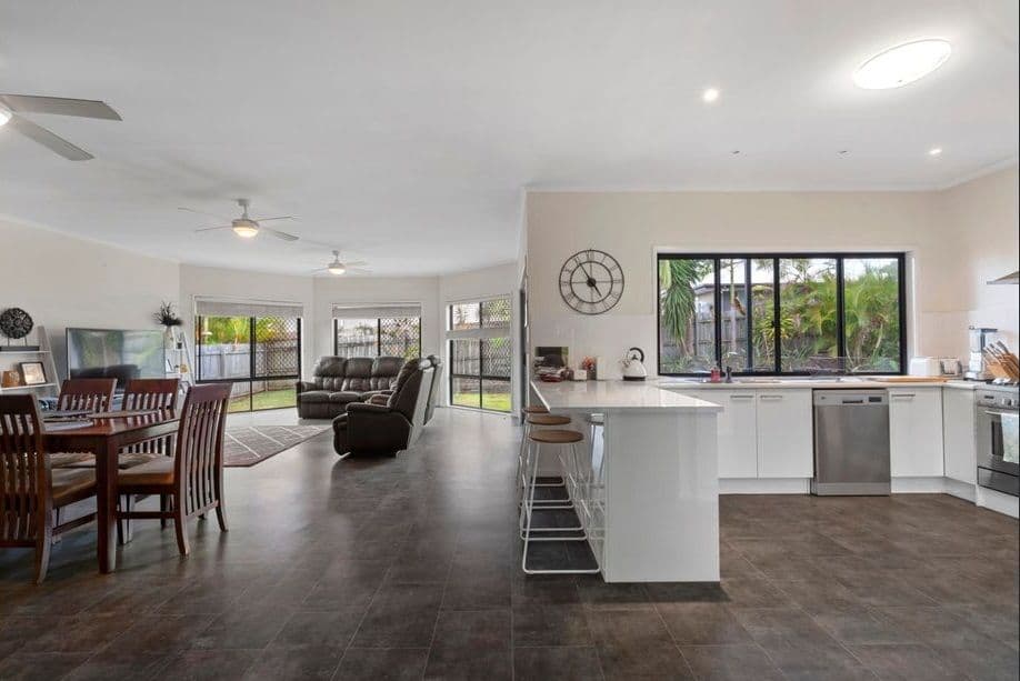 7 McKenzie Court, Caloundra West QLD 4551, Caloundra West - Thumbnail 3