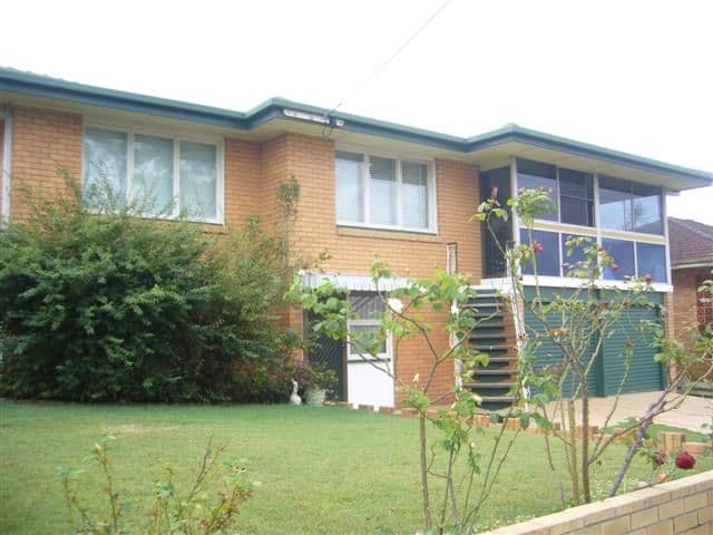 240 Broadwater Road, MANSFIELD QLD 4122, Mansfield - Thumbnail 2