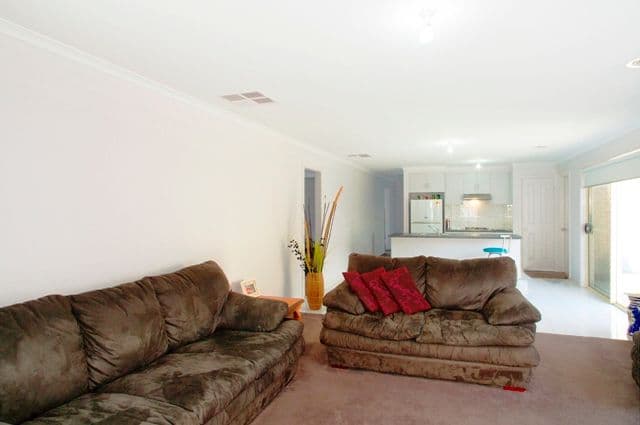 2 Nigella Avenue, CORIO VIC 3214, Corio - Thumbnail 2