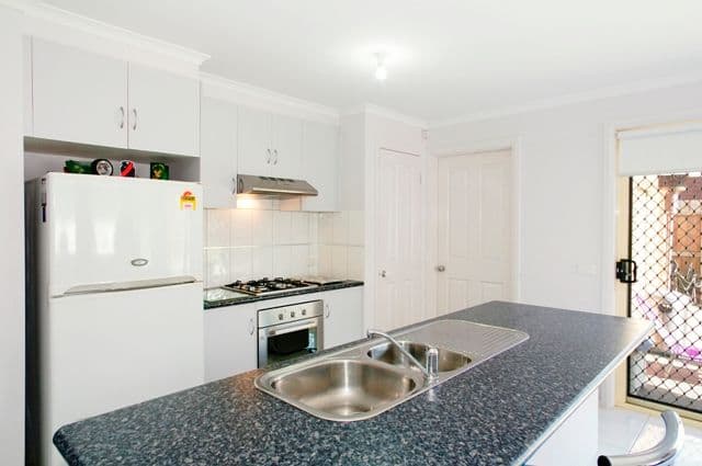 2 Nigella Avenue, CORIO VIC 3214, Corio - Thumbnail 3