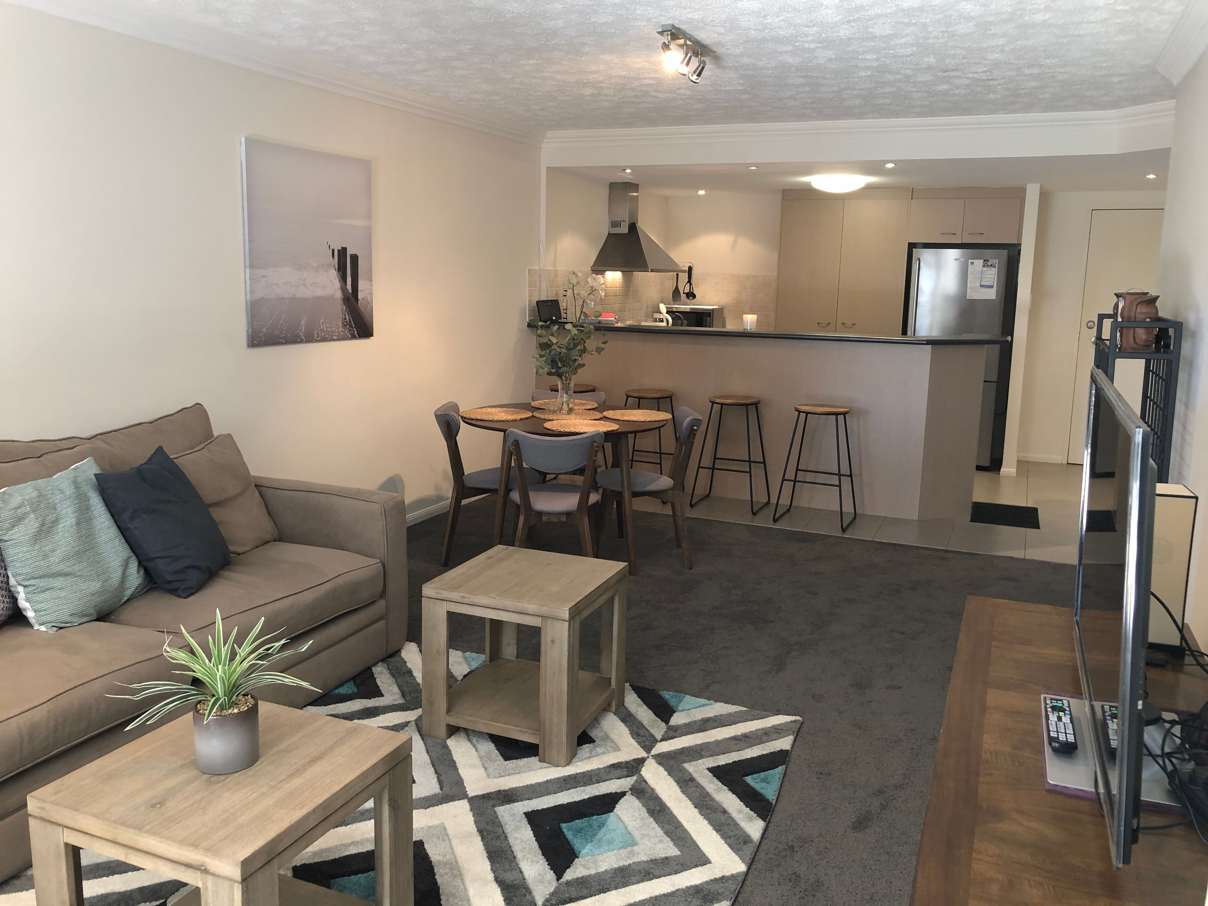 81 Annerley Road, Woolloongabba QLD 4102, Woolloongabba - Thumbnail 2