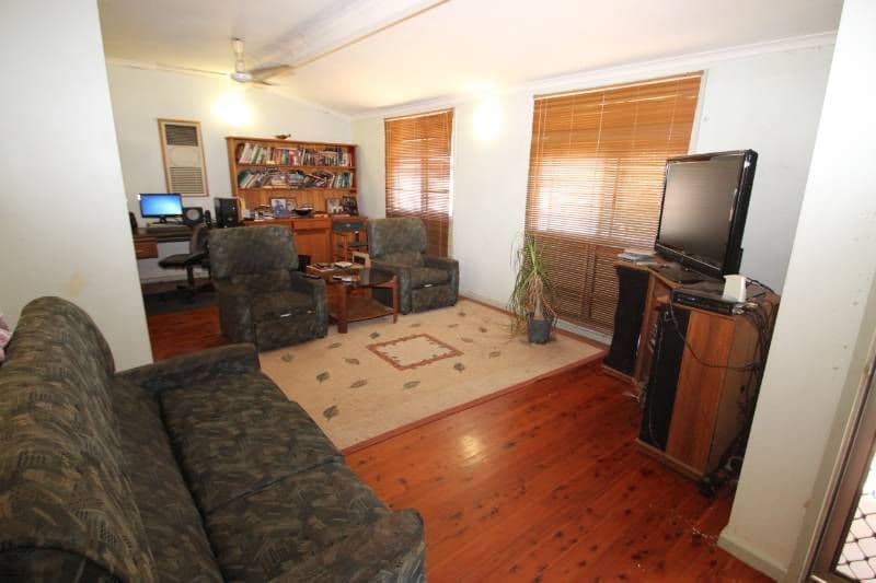 51 Maluka Road, KATHERINE NT 0850, Katherine East - Thumbnail 2