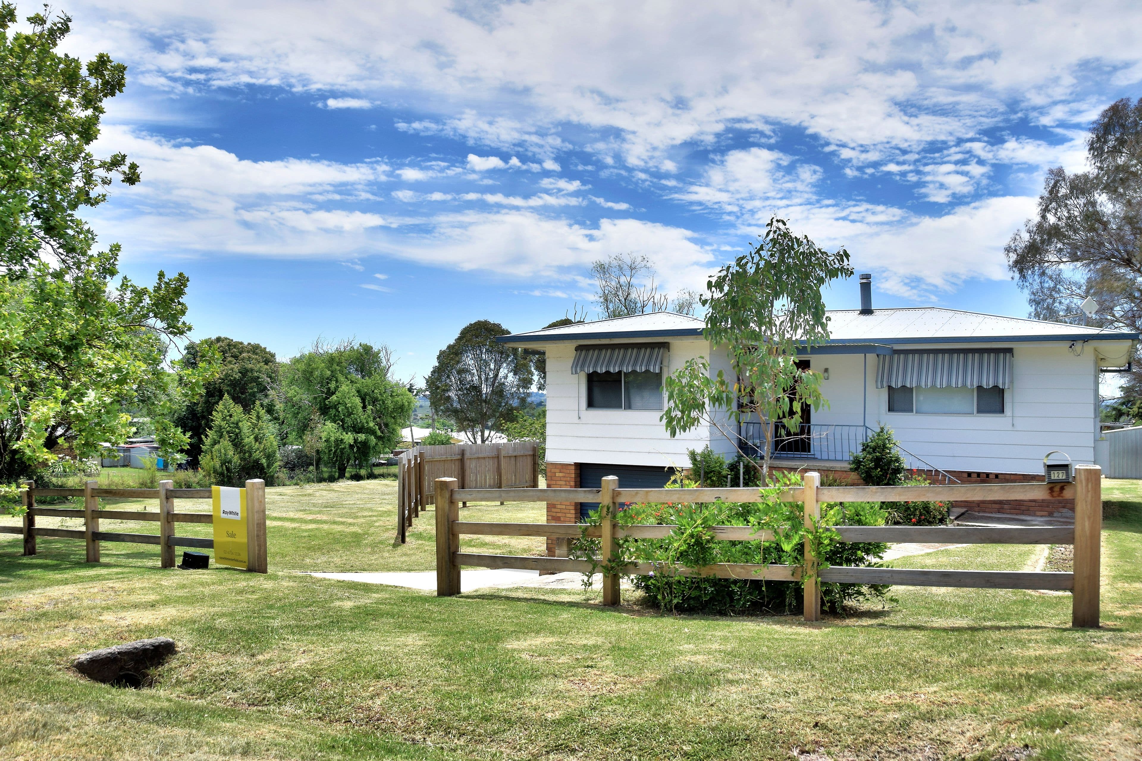 127 Duncan Street, Tenterfield NSW 2372, Tenterfield - Image 1