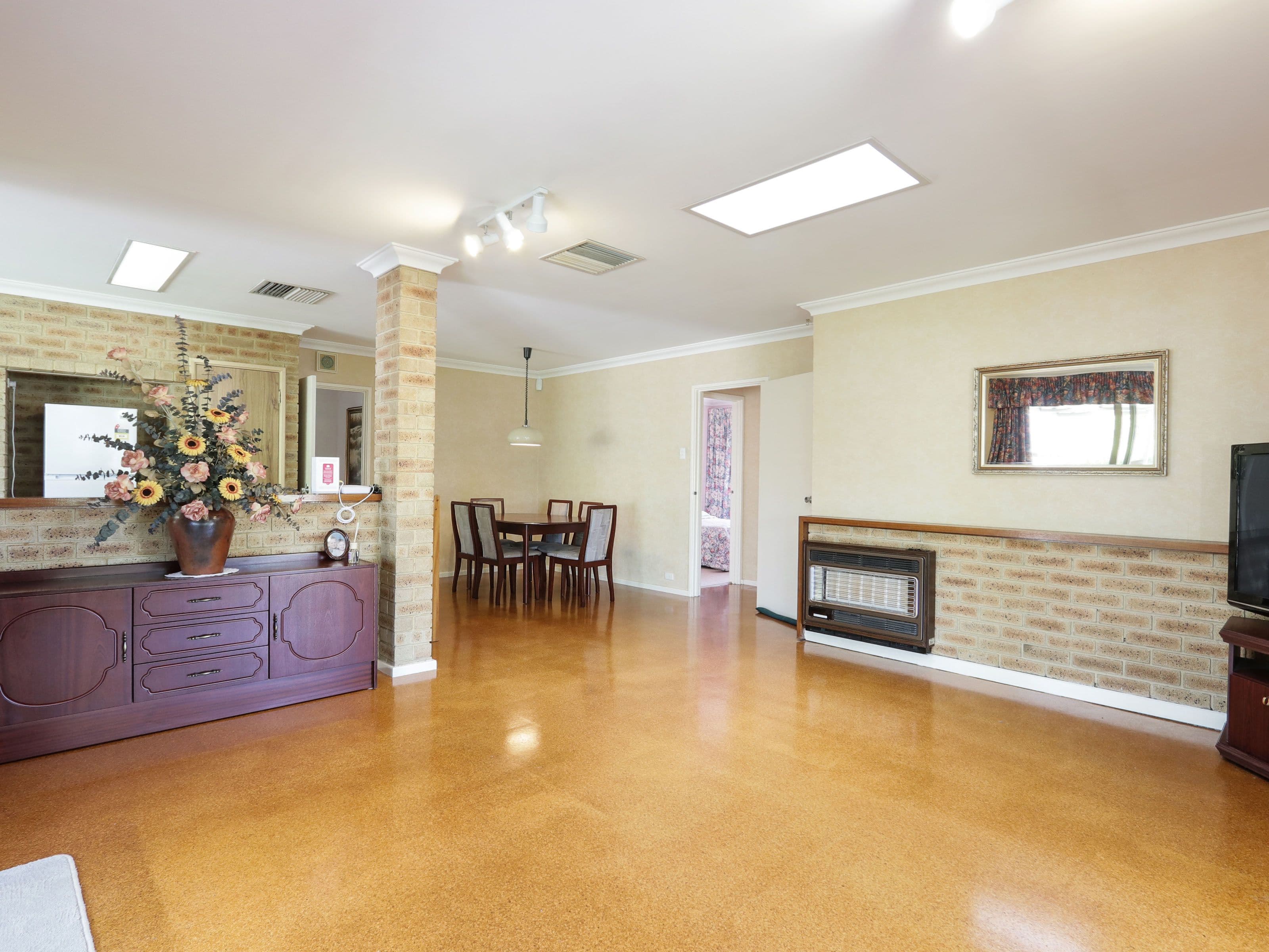 26 Crusader Drive, Thornlie WA 6108, Thornlie - Thumbnail 4