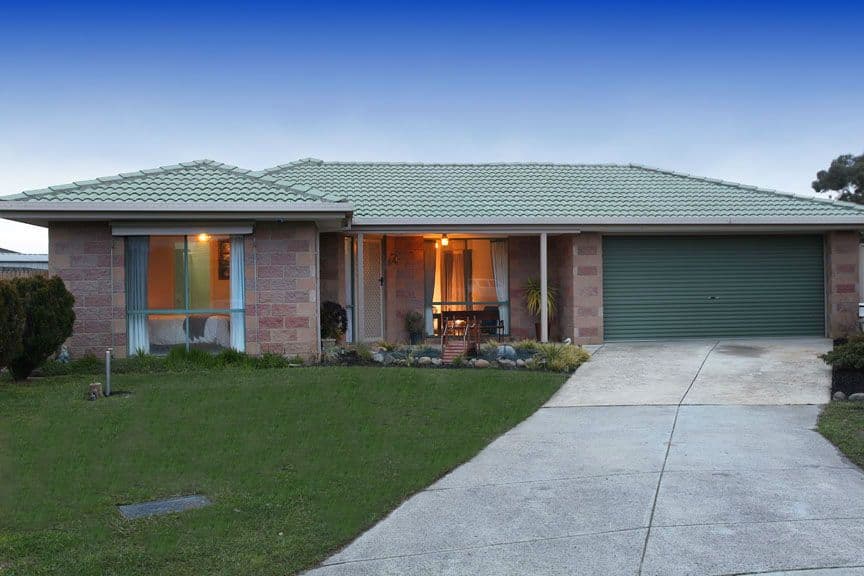 2 Bree Place, ROWVILLE VIC 3178, Rowville - Image 1