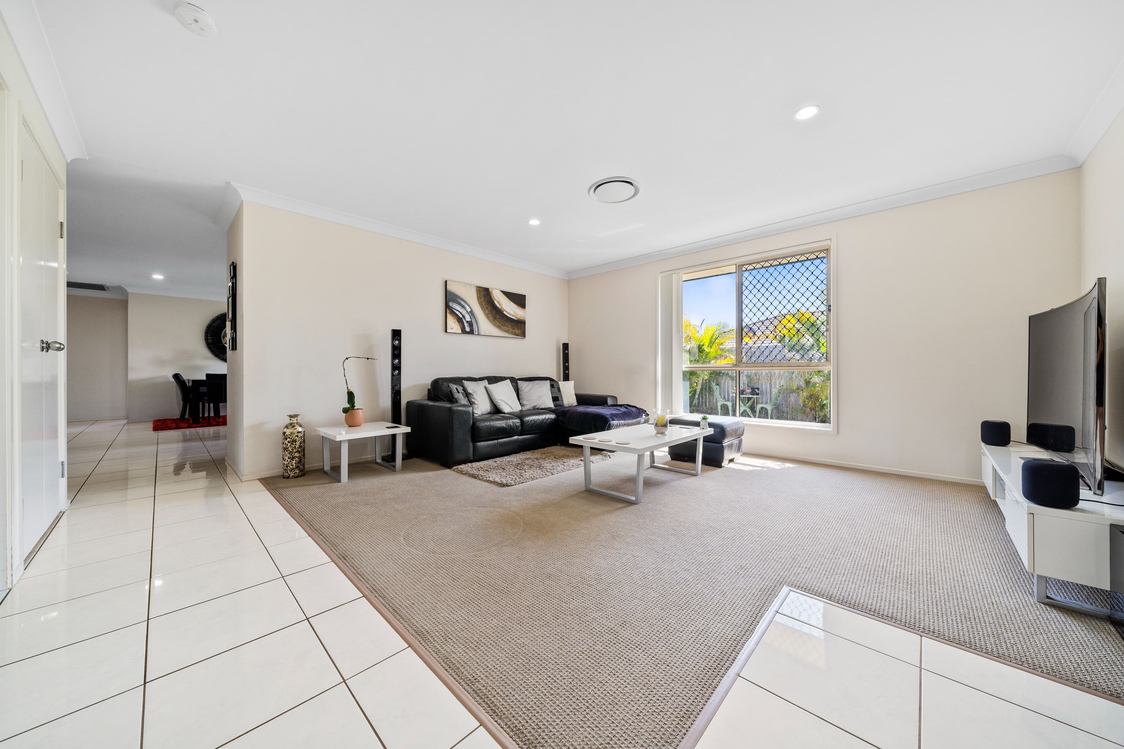 19 Serenity Court, Crestmead QLD 4132, Crestmead - Thumbnail 2