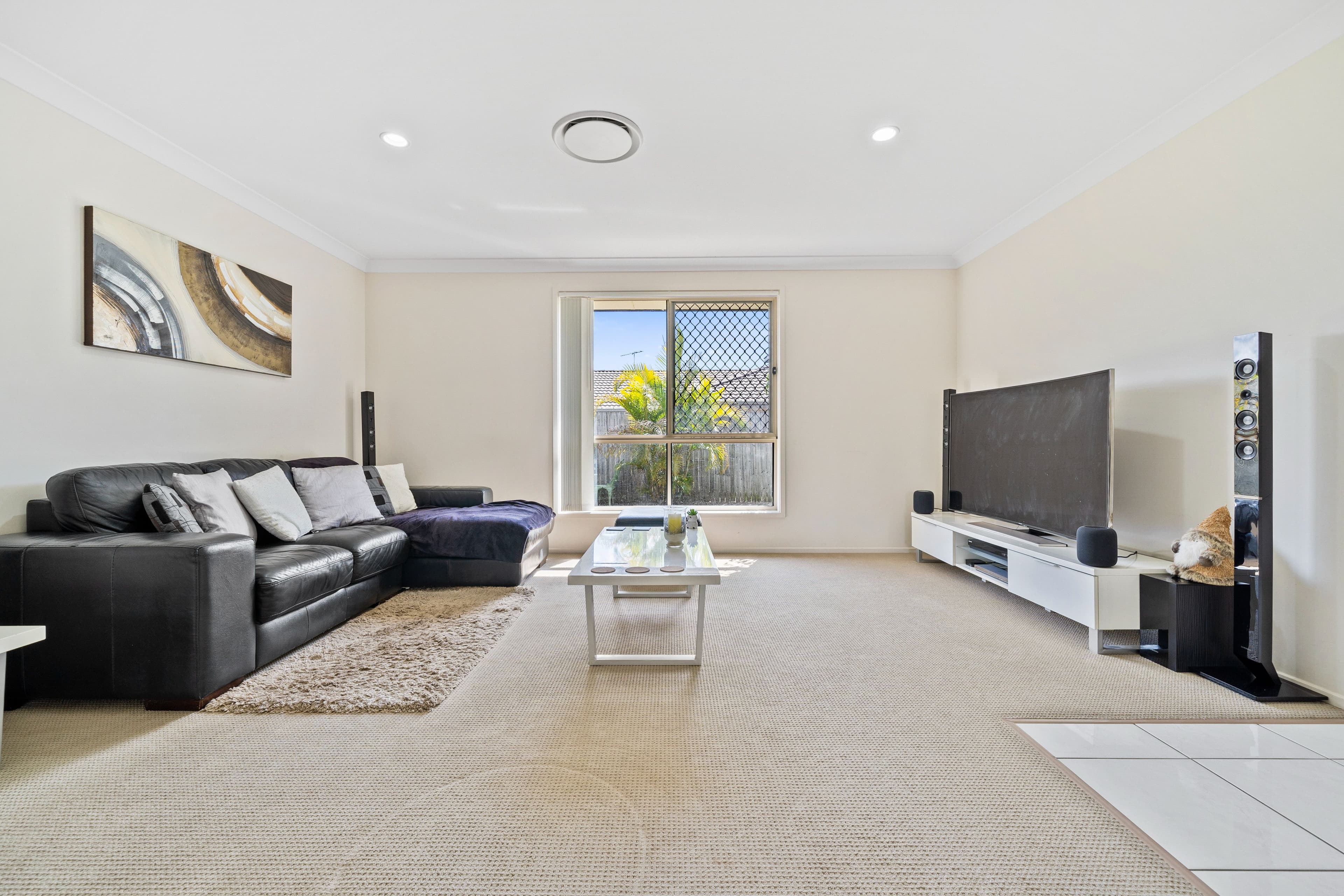 19 Serenity Court, Crestmead QLD 4132, Crestmead - Thumbnail 3