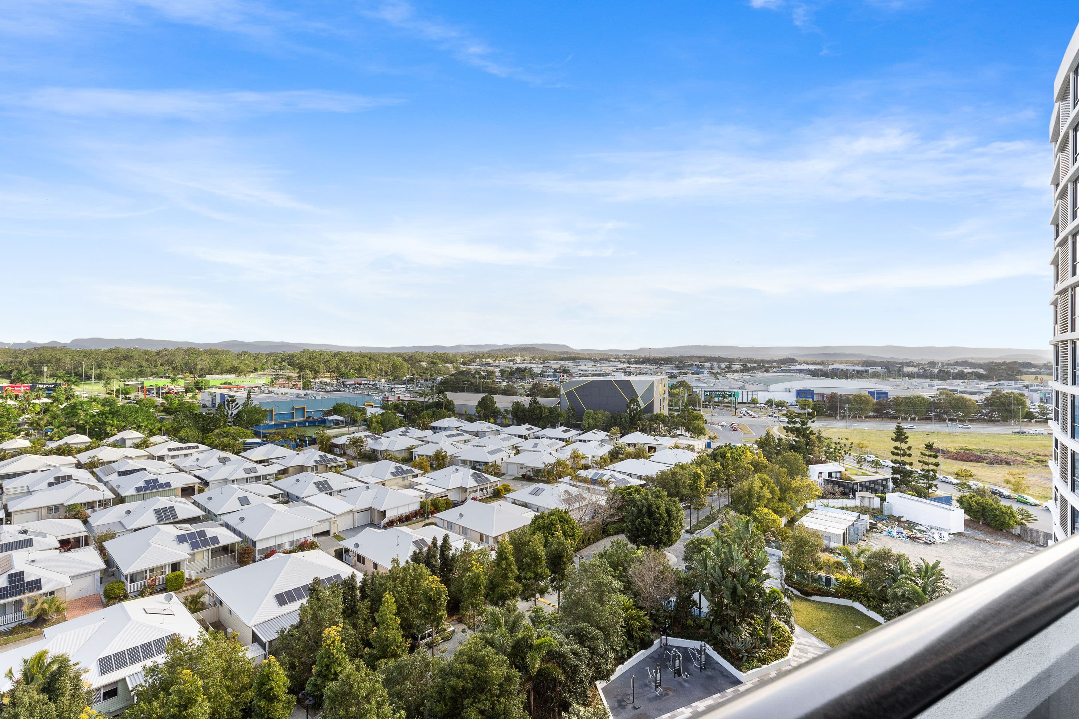 5 Harbourside Court, Biggera Waters QLD 4216, Biggera Waters - Thumbnail 7