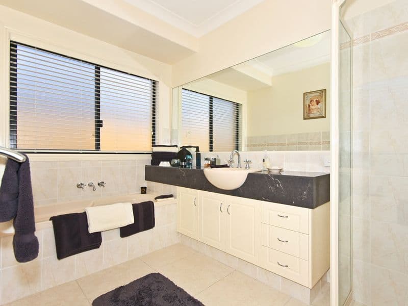 2 Lancewood Circuit, Robina QLD 4226, Robina - Thumbnail 7