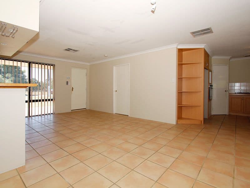 215 Lord Street, LOCKRIDGE WA 6054, Lockridge - Thumbnail 5