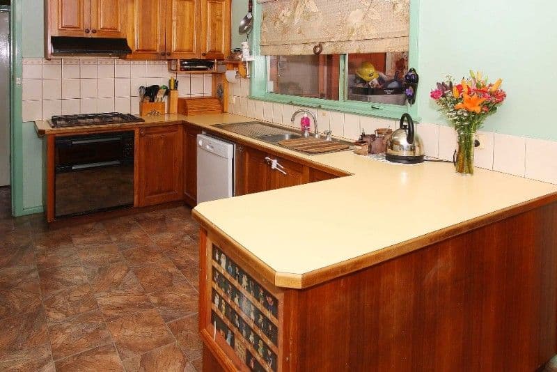 168 Cameron Parade, WATSONIA NORTH VIC 3087, Watsonia North - Thumbnail 2