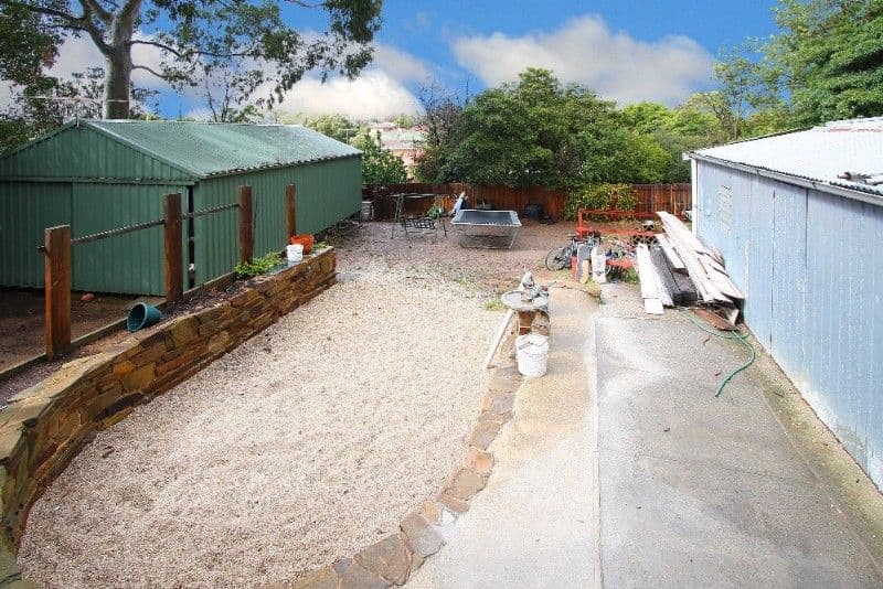 168 Cameron Parade, WATSONIA NORTH VIC 3087, Watsonia North - Thumbnail 4