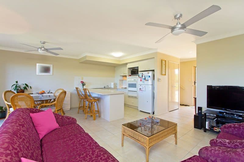 4 Lowood Court, VARSITY LAKES QLD 4227, Varsity Lakes - Thumbnail 2