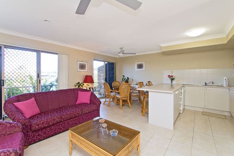 4 Lowood Court, VARSITY LAKES QLD 4227, Varsity Lakes - Thumbnail 3