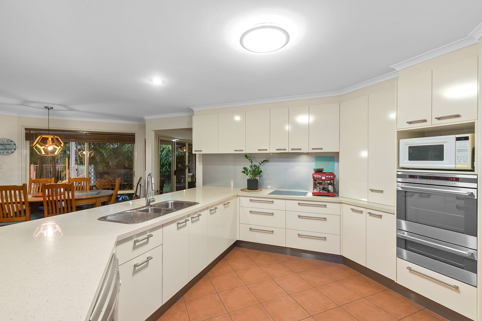 15 Matincock Street, Wishart QLD 4122, Wishart - Thumbnail 6