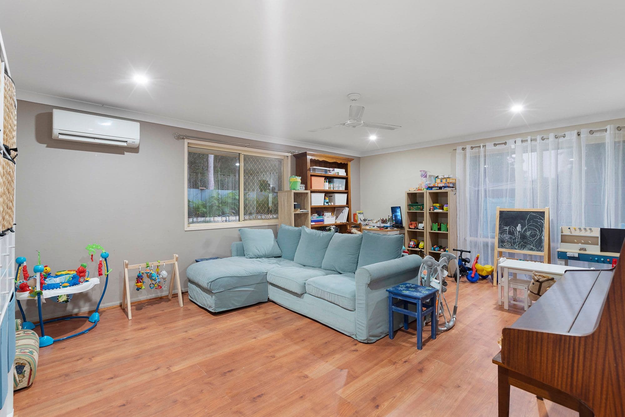 11 Sugarwood Place, Cornubia QLD 4130, Cornubia - Thumbnail 7