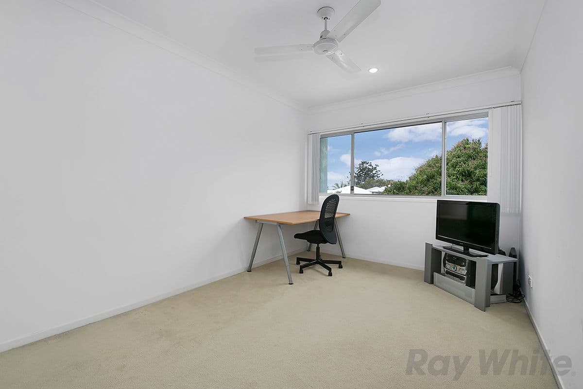 16 Bella Vista Drive, GRIFFITH, Griffith - Thumbnail 7