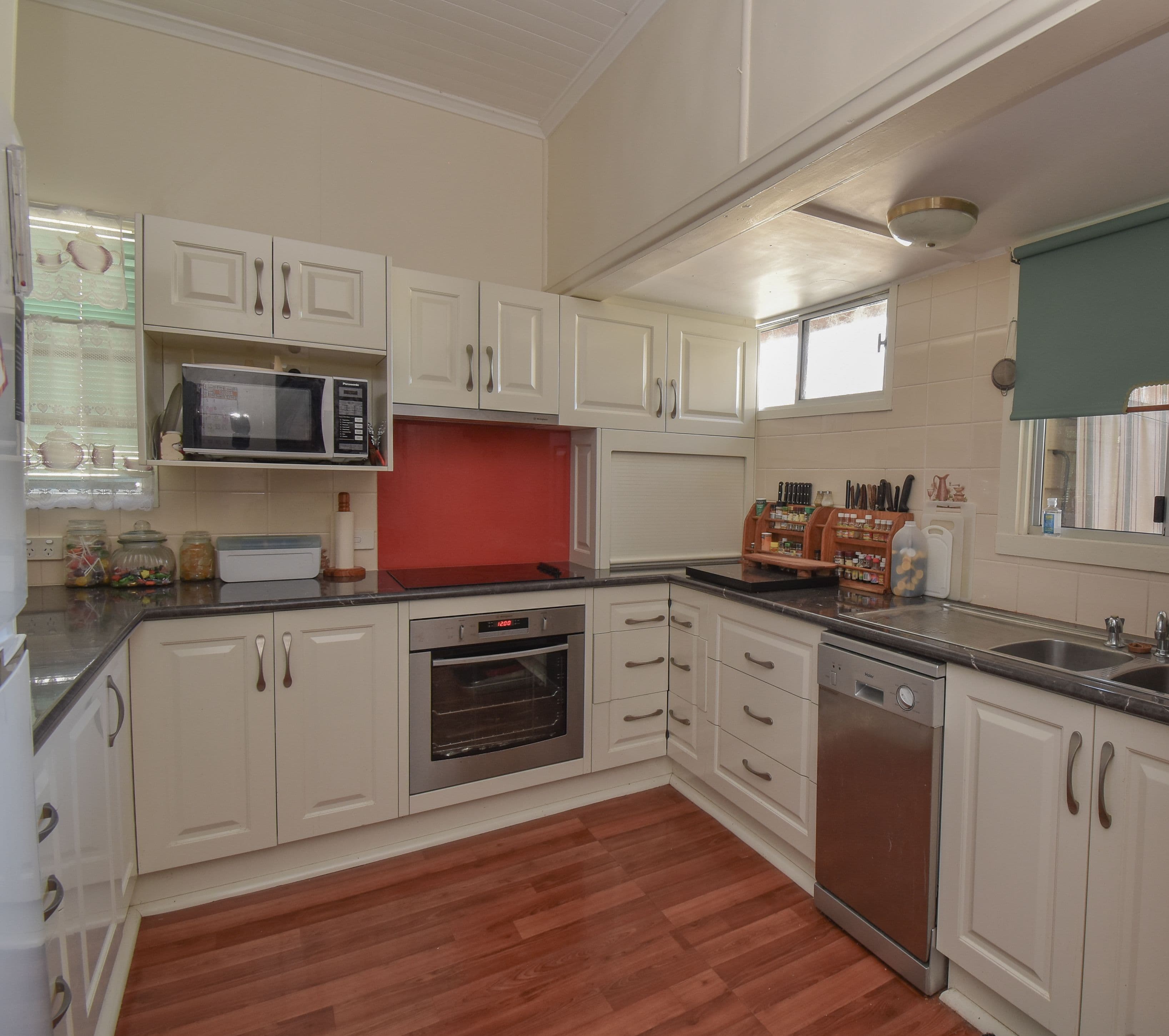 42 Marshall Street, Warwick QLD 4370, Warwick - Thumbnail 3