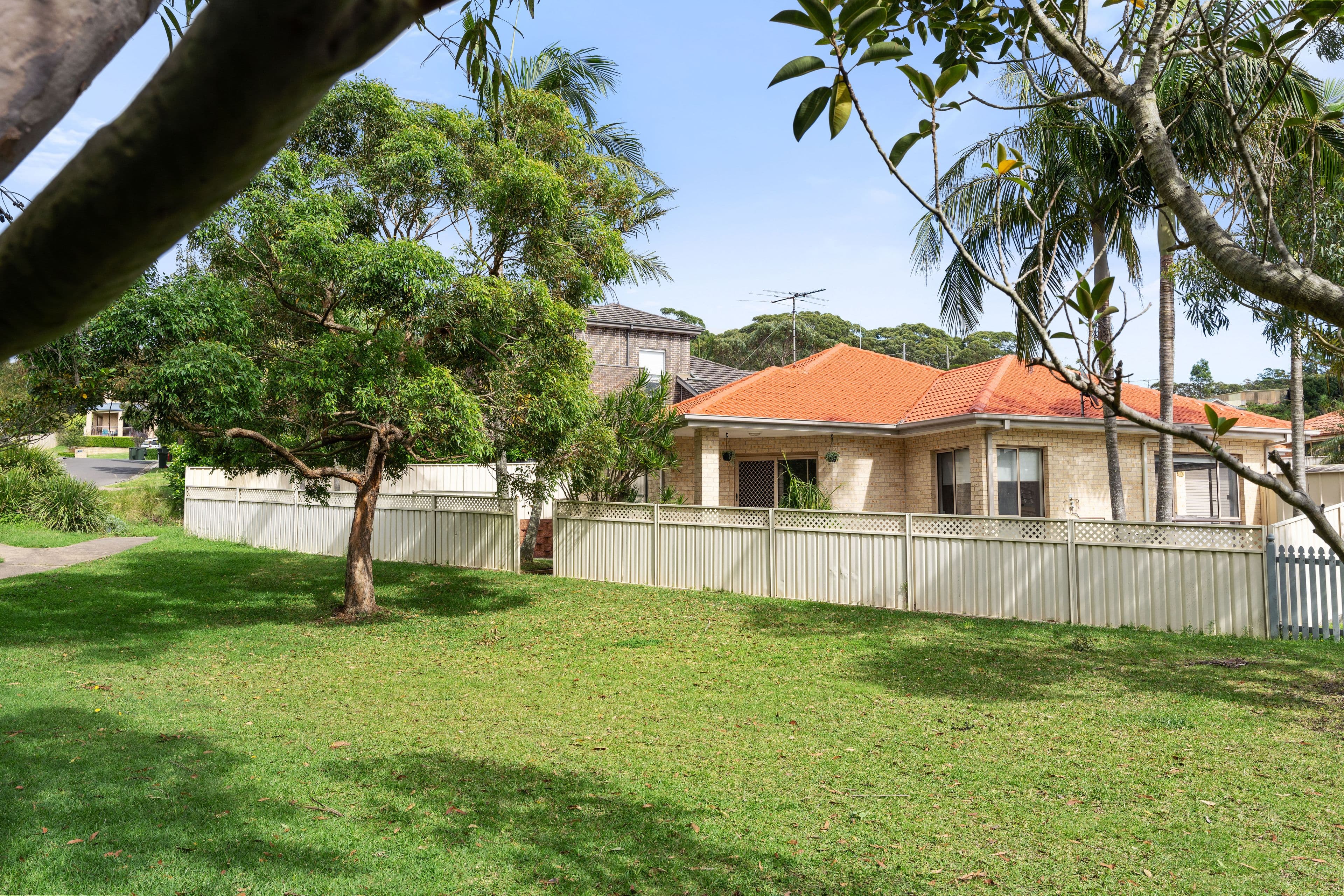 43 Chippendale Place, Helensburgh NSW 2508, Helensburgh - Image 1