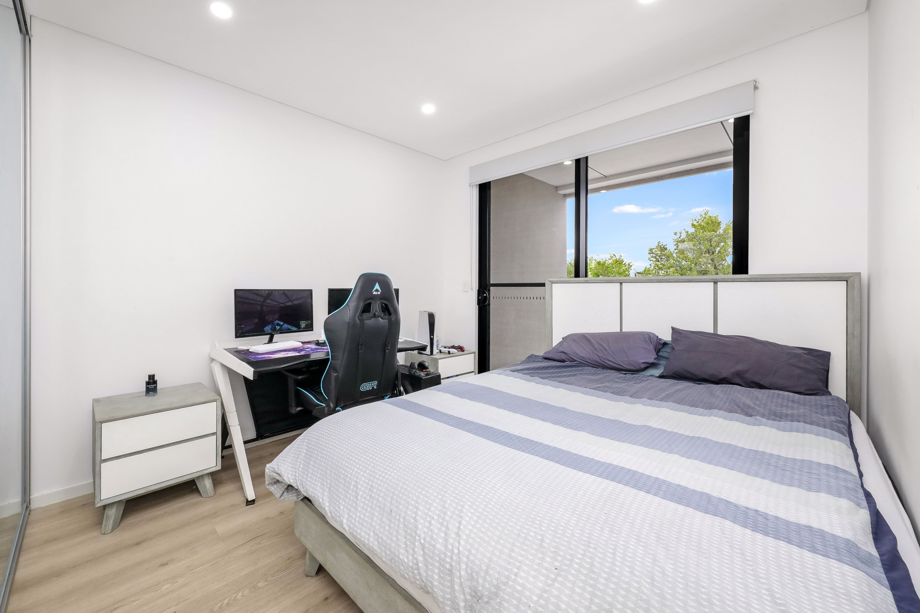 40 Bullecourt Avenue, Milperra NSW 2214, Milperra - Thumbnail 5